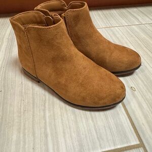 Cat & Jack Tan Kids Boots